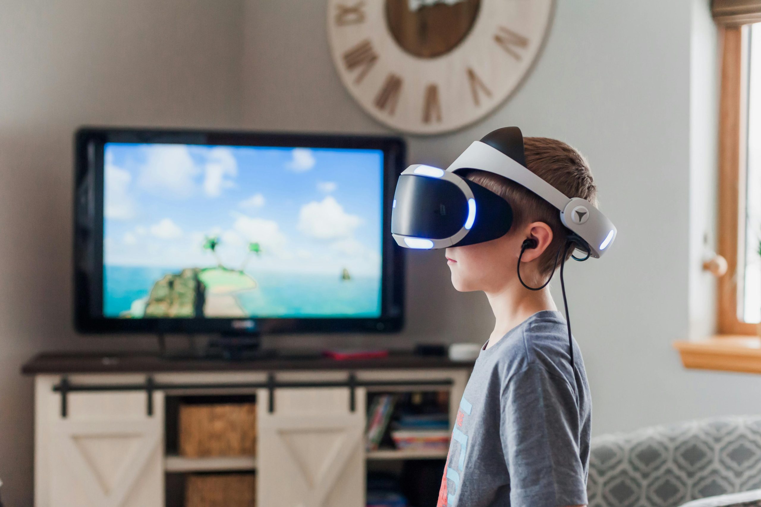 Metaverse risks and harms among US youth: Experiences, gender differences, and prevention and response measures post thumbnail